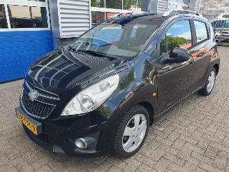 uszkodzony samochody osobowe Chevrolet Spark 1.2 16V LTZ 2012/4