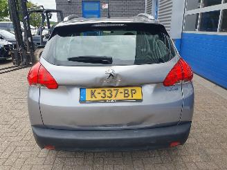 Peugeot 2008 1.2 Puretech Allure picture 4