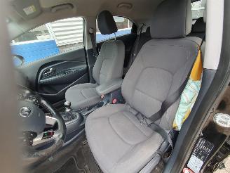Kia Rio 1.2 CVVT ExecutiveLine picture 16