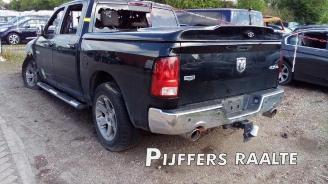Dodge Ram 1500 Crew Cab (DS/DJ/D2), Pick-up, 2010 / 2018 5.7 Hemi V8 4x4 picture 2