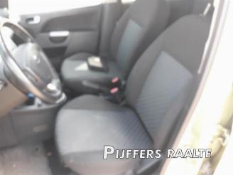 Ford Fiesta  picture 17