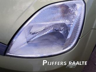 Ford Fiesta  picture 21