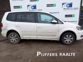Auto da rottamare Volkswagen Touran Touran (1T3), MPV, 2010 / 2015 2.0 TDI 16V 140 2013/6