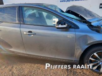 Volvo V-40 V40 (MV), Hatchback 5-drs, 2012 / 2019 1.5 T3 16V Geartronic picture 3