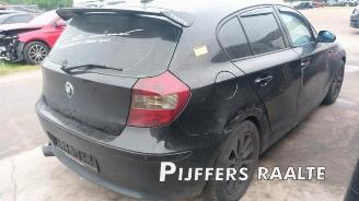 BMW 1-serie 1 serie (E87/87N), Hatchback 5-drs, 2003 / 2012 118i 16V picture 6