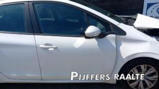 Peugeot 208 208 I (CA/CC/CK/CL), Hatchback, 2012 / 2019 1.2 Vti 12V PureTech 82 picture 15