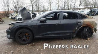 Coche siniestrado Audi E-tron E-tron Sportback (GEA), SUV, 2019 55 2022/12