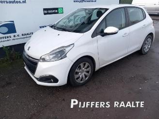 Vrakbiler auto Peugeot 208 208 I (CA/CC/CK/CL), Hatchback, 2012 / 2019 1.2 Vti 12V PureTech 82 2016/2