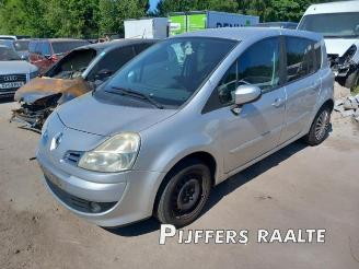 Renault Modus Modus/Grand Modus (JP), MPV, 2004 / 2012 1.2 16V TCE 100 picture 1