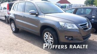 Vrakbiler auto Volkswagen Tiguan Tiguan (5N1/2), SUV, 2007 / 2018 1.4 TSI 16V 2011/4