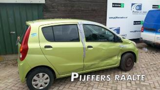 Daihatsu Cuore Cuore (L251/271/276), Hatchback, 2003 1.0 12V DVVT picture 1