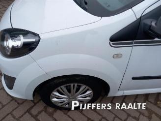 Renault Twingo Twingo II (CN), Hatchback 3-drs, 2007 / 2014 1.2 16V picture 21