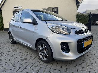 damaged passenger cars Kia Picanto 1.0 CVVT DynamicLine N.A.P NL AUTO 2016/2
