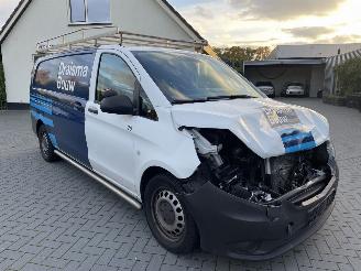 krockskadad bil bedrijf Mercedes Vito 114 CDI Extra Lang N.A.P NL AUTO PRACHTIG!! 2016/8