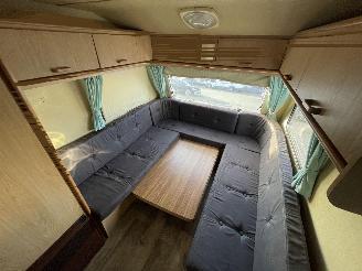 Chateau  330 picture 10