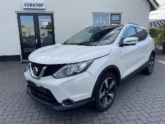 Schadeauto Nissan Qashqai 1.2 N-Connecta N.A.P NLAUTO PRACHTIG!!! 2016/4