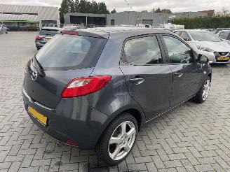 Mazda 2 1.3 TS Plus N.A.P NL AUTO PRACHTIG!!! picture 3