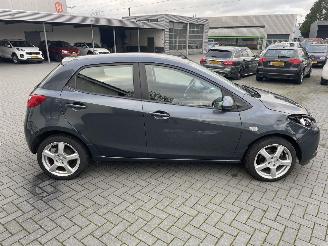 Mazda 2 1.3 TS Plus N.A.P NL AUTO PRACHTIG!!! picture 4