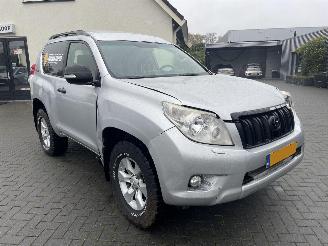 uszkodzony samochody osobowe Toyota Landcruiser 3.0 D-4D-F LX High Roof Blind Van N.A.P NL AUTO 12500 EX BTW 2012/1
