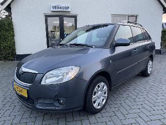 Avarii autoturisme Skoda Fabia Combi 1.4-16V Tour N.A.P NL AUTO PRACHTIG!!! 2009/10