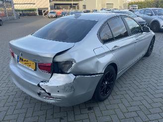 BMW 3-serie 318i Executive AUTOMAAT N.A.P NL AUTO PRACHTIG!!! picture 5
