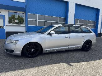 Schadeauto Audi A6 2.4  AUTOMAAT 2005/8
