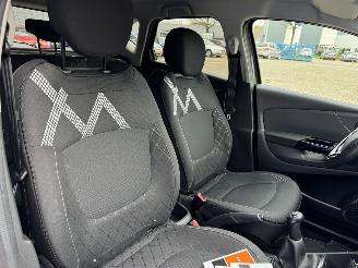Renault Captur 0.9 TCE  DYNAMIQUE picture 16