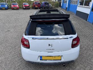 Citroën DS3 1.2 VTI  CABRIO picture 14