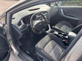 Kia Cee d 1.6 CRDI Dynamic picture 12