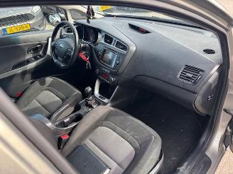 Kia Cee d 1.6 CRDI Dynamic picture 11
