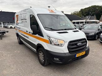 krockskadad bil bedrijf Ford Transit 2.0 TDCI L3H2 Limited 170pk (km11200 NAP) 2023/6