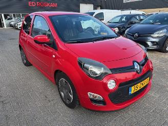 skadebil auto Renault Twingo 1.2 16v Collection airco 2013/1
