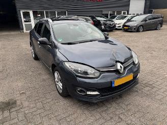 uszkodzony samochody osobowe Renault Mégane 1.2 TCe Limited Pano 2016/6