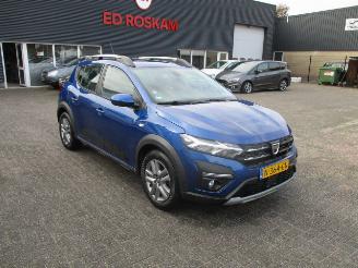 Unfallwagen Dacia Sandero 1.0 TCE 100 BI-FUEL STEPWAY 2021/10