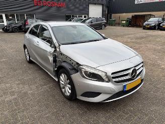 skadebil auto Mercedes A-klasse 180 CDI Lease Edition 2015/7
