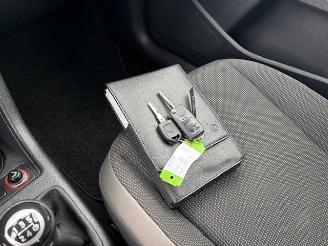 Volkswagen Up! 1.0  5-drs High Up! airco navi picture 15