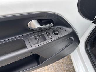 Volkswagen Up! 1.0  5-drs High Up! airco navi picture 12