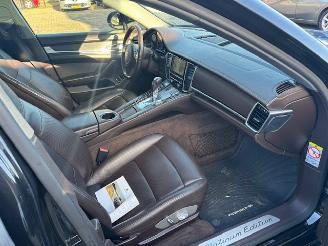 Porsche Panamera 3.0D Platinum Edition picture 11
