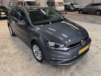 damaged passenger cars Volkswagen Golf 1.0 TSI Comfort 5-drs Nap 2018/6