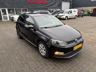 skadebil auto Volkswagen Polo 1.0  5-drs Comfortline airco 2016/9