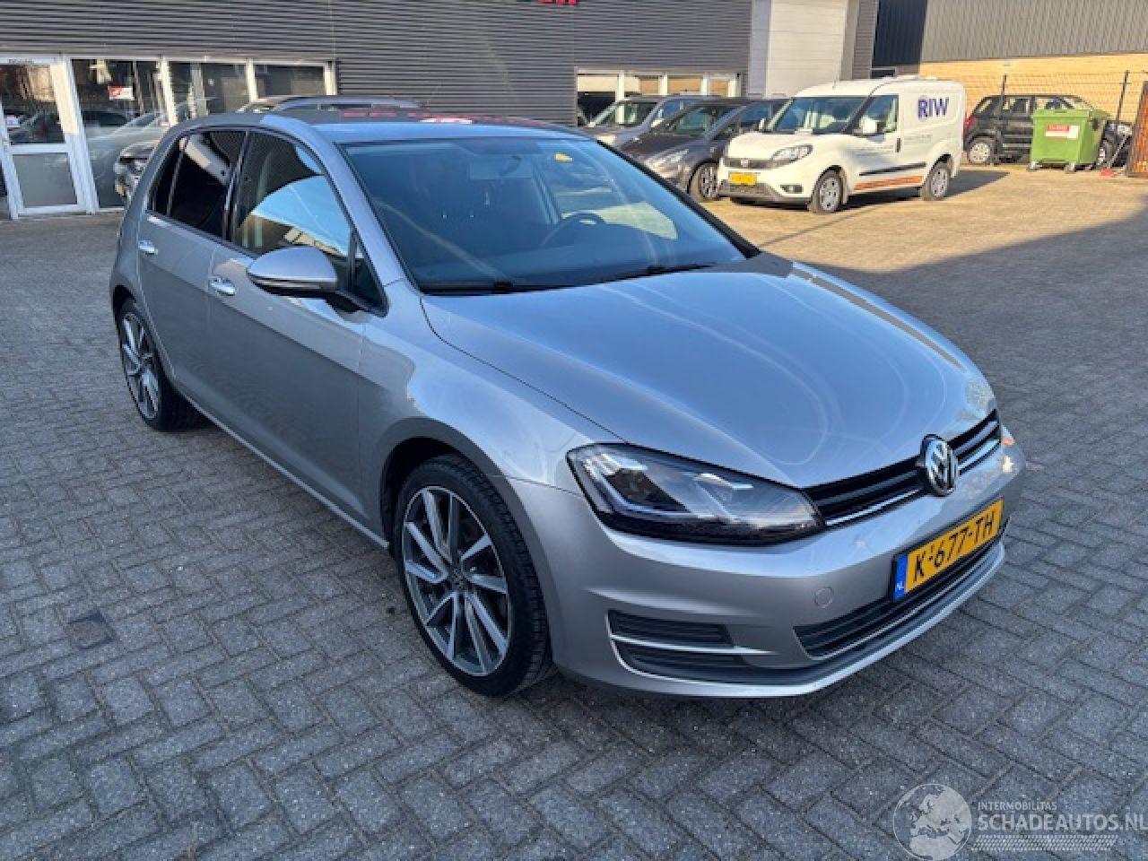 Volkswagen Golf 1.2 TSI 5-drs airco