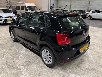 Vaurioauto  passenger cars Volkswagen Polo 1.0 5-drs airco 2014/11