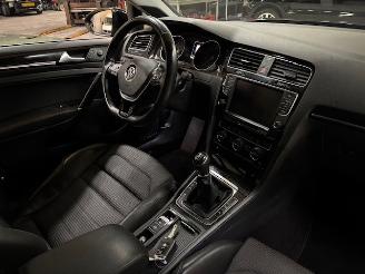 Volkswagen Golf 1.2 TSI Highline picture 10