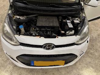 Hyundai I-10 1.0 5-drs  Comfort Plus Clima picture 14