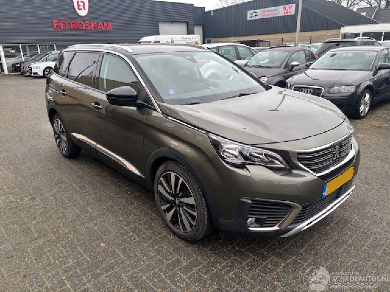 Peugeot 5008 1.2 Pure Tech Premium 131pk