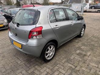 Toyota Yaris 1.3 5-drs clima picture 5