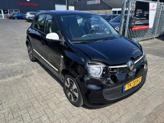 damaged passenger cars Renault Twingo 1.0 SCE Collection 2018/8