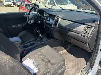 Ford Ranger 2.0D XLT Super Cab 4WD picture 12