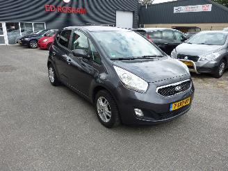 Damaged car Kia Venga 1.4 CVVT SUPER PACK 2013/12