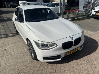 krockskadad bil auto BMW 1-serie 118i Sport 5-drs Clima 170pk 2012/5
